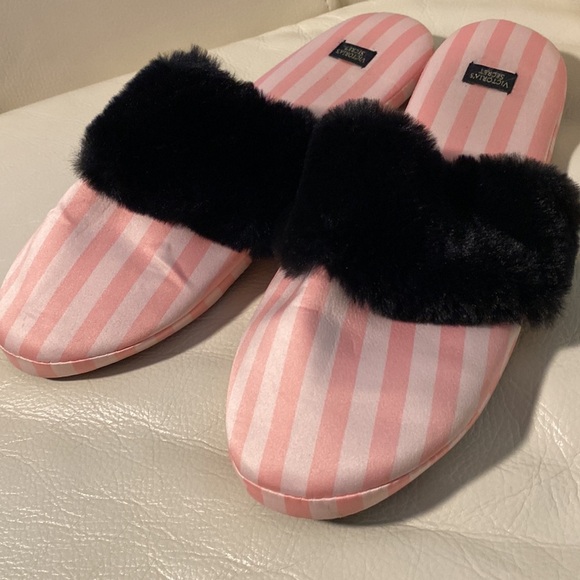 Victoria's Secret Pink Striped Slippers with Black Fur - Picture 2 of 6